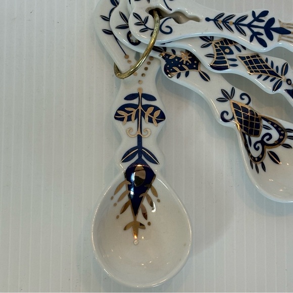 Porcelain Hand Painted Nesting Measuring Spoon Set Of 4 Beautiful And Rare - Picture 8 of 8